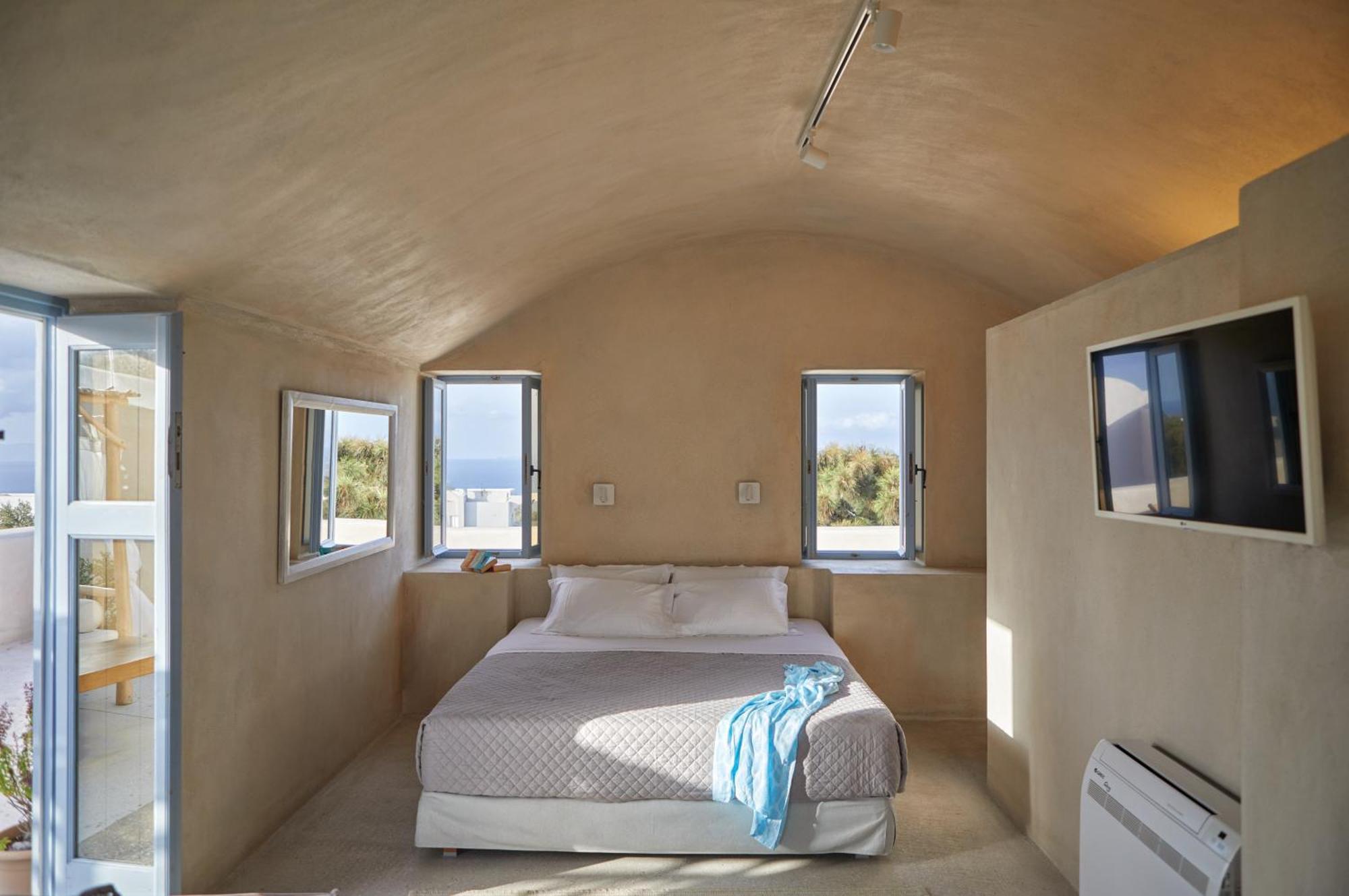 Oia'S Cellars Apartment Exterior photo